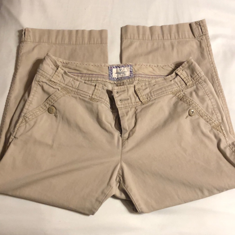 American Eagle capris